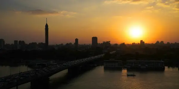 Sonnenuntergang über dem Nil in Kairo